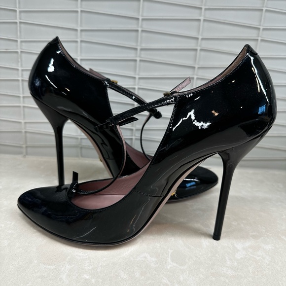 Gucci Black Patent Leather Women's Shoes - Picture 3 of 6